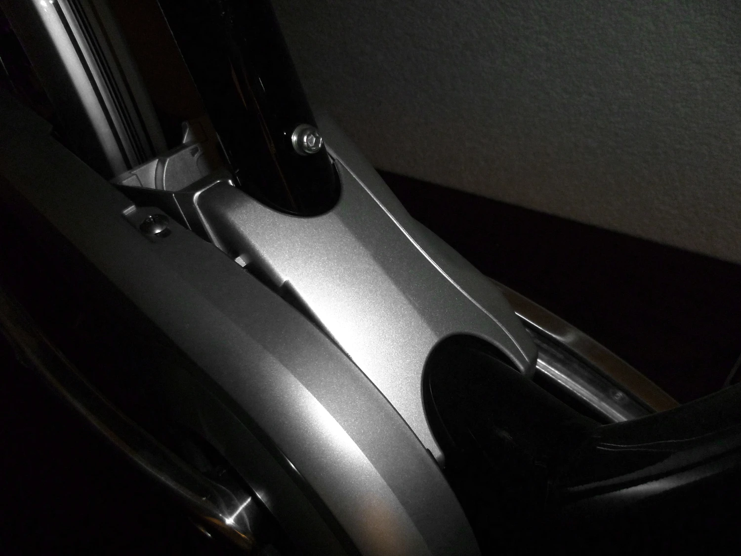 Flyer Rahmen-Abdeckung / Tretlager-Verkleidung alle Modelle Flyer Rahmen-Abdeckung / Tretlager-Verkleidung Alle Modelle -Shimano Fahrradladen flyer elektrofahrrad rahmen abdeckung verkleidung panasonic an s serie herren 2013